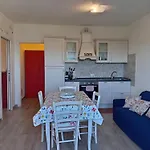 Taggiasca Con Piscina - Riva Trigoso