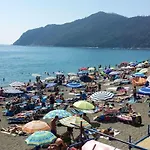 Taggiasca Con Piscina - Riva Trigoso *