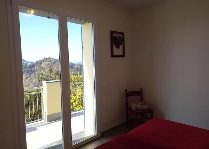 Appartamento Taggiasca Con Piscina - Riva Trigoso *