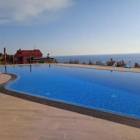 Apartment Taggiasca Con Piscina - Riva Trigoso *