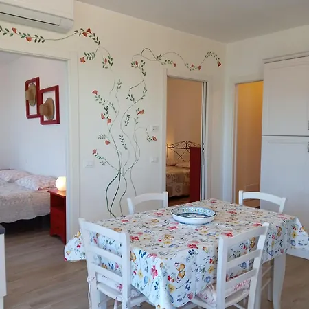 Taggiasca Con Piscina - Riva Trigoso