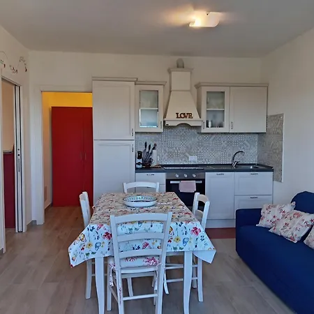 Taggiasca Con Piscina - Riva Trigoso