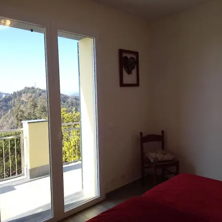 Apartment Taggiasca Con Piscina - Riva Trigoso *