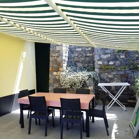 Apartment Taggiasca Con Piscina - Riva Trigoso *