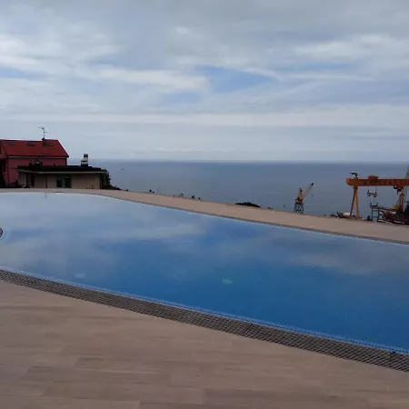 Taggiasca Con Piscina - Riva Trigoso 东塞斯特里