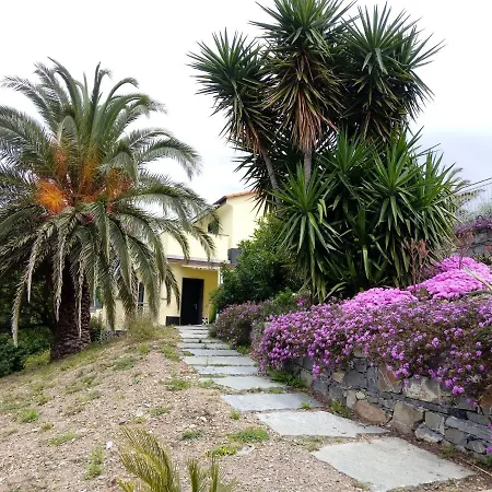 Taggiasca Con Piscina - Riva Trigoso 东塞斯特里