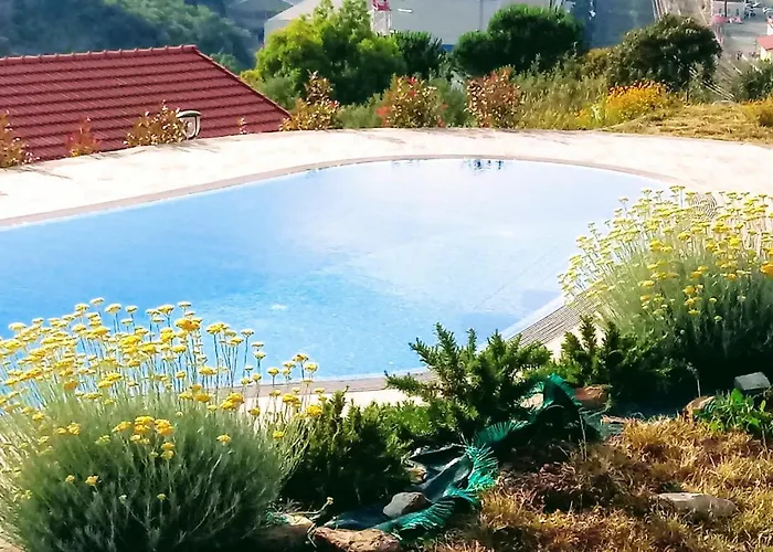 Taggiasca Con Piscina - Riva Trigoso * 东塞斯特里